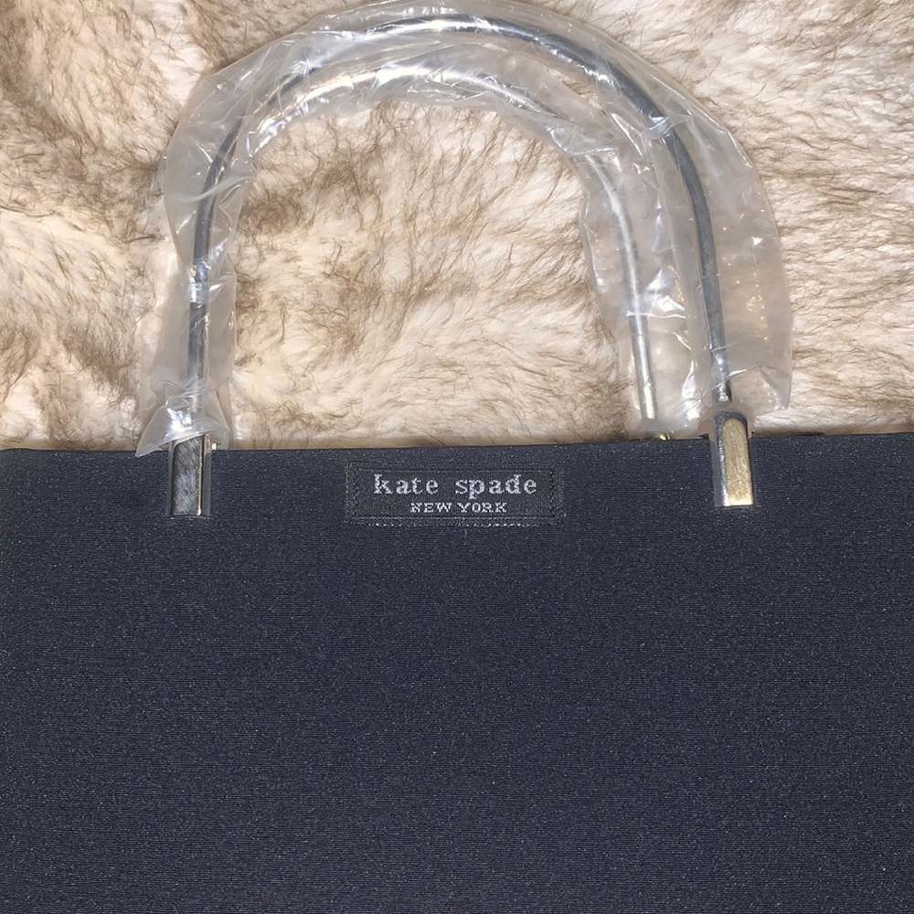 Kate Spade New York small handbag purse with removal across the body strap